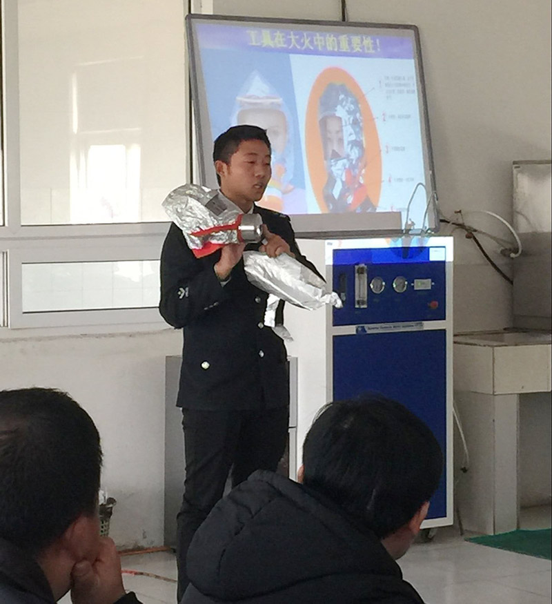 專業紙罐生產廠家91香蕉视频美（měi）開展消防安全知識培訓
